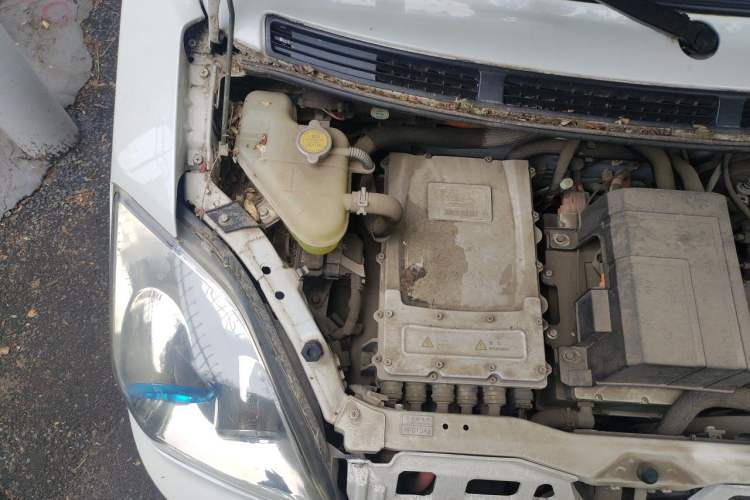 Used BAIC Changhe Wagon R X5E 2017 EV268 Comfort Edition Engine Bay Right