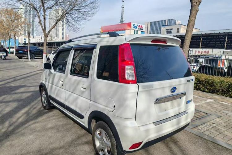 Used BAIC Changhe Wagon R X5E 2017 EV168 Ambition Edition Exterior 3