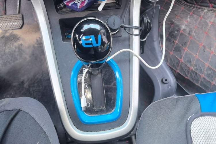 Used BAIC Changhe Wagon R X5E 2017 EV268 Comfort Edition Gear Lever