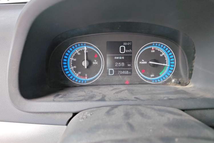 Used BAIC Changhe Wagon R X5E 2017 EV268 Comfort Edition Odometer Close Up