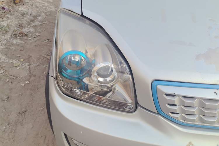 Used BAIC Changhe Wagon R X5E 2017 EV168 Ambition Edition Right Front Headlight