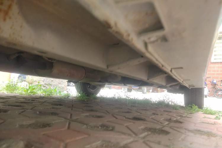 Used BAIC E Series 2012 Hatchback 1.3L Manual Liking Edition Chassis Front Left