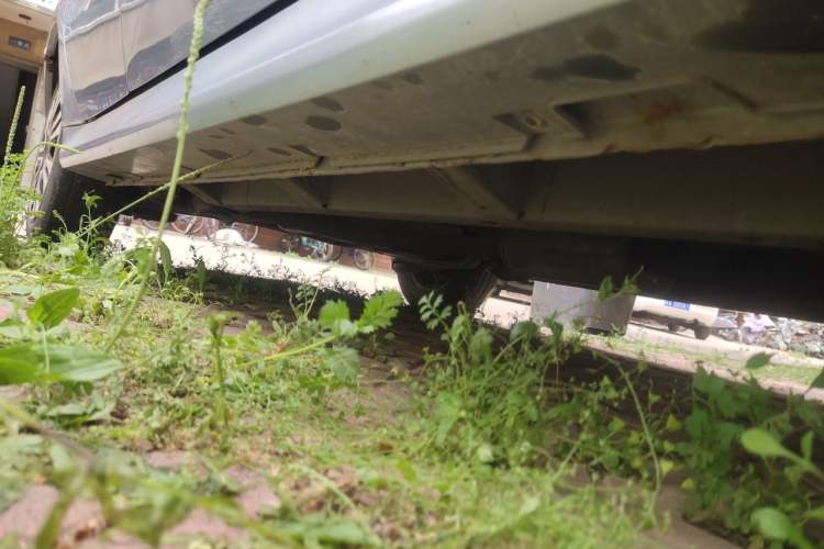 Used BAIC E Series 2012 Hatchback 1.3L Manual Liking Edition Chassis Front Right