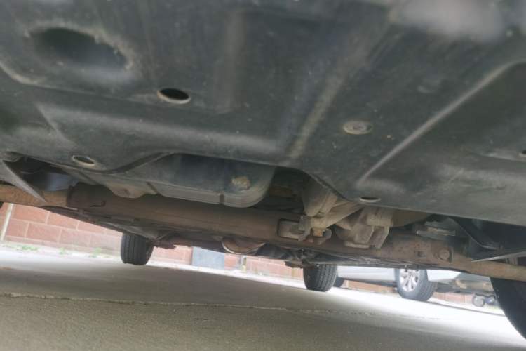 Used BAIC E Series 2012 Hatchback 1.3L Manual Liking Edition Chassis Front