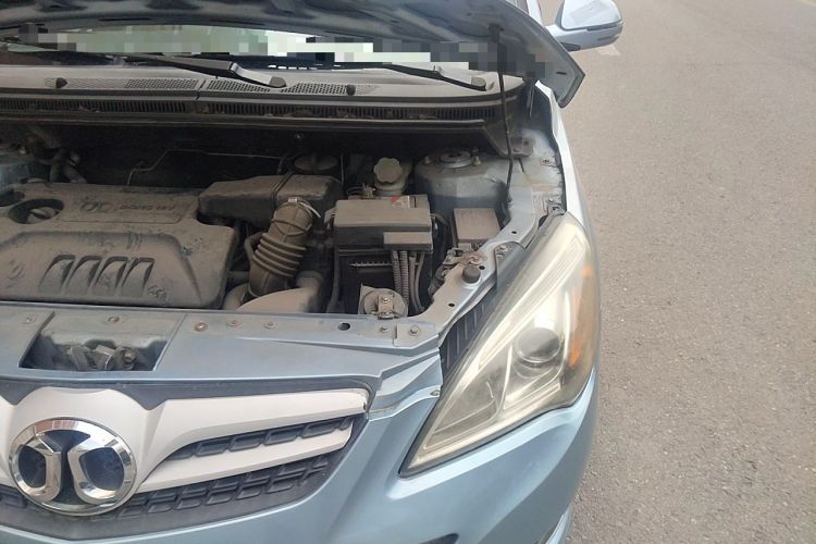 Used BAIC E Series 2012 Hatchback 1.3L Manual Liking Edition Engine Bay Left