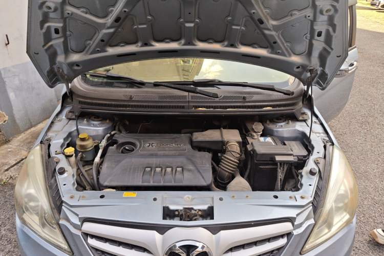 Used BAIC E Series 2012 Hatchback 1.5L Manual Leshang Version Engine Bay