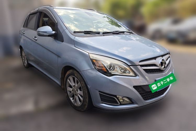 Used BAIC E Series 2012 Hatchback 1.5L Manual Leshang Version Front Right 45 Deg
