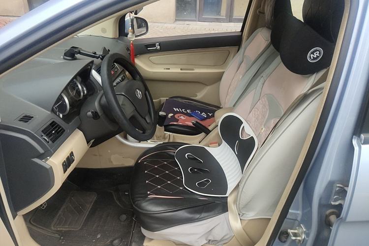 Used BAIC E Series 2012 Hatchback 1.3L Manual Liking Edition Left Front Seat