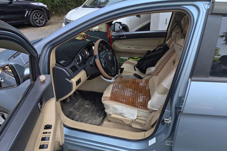 Used BAIC E Series 2012 Hatchback 1.5L Manual Leshang Version Left Front Seat