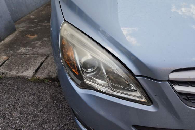 Used BAIC E Series 2012 Hatchback 1.5L Manual Leshang Version Right Front Headlight