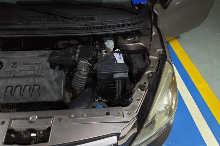 Used BAIC E Series 2012 Hatchback 1.5L Manual Leshang Version Engine Bay Left