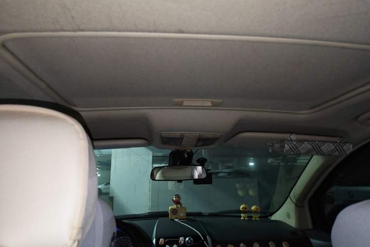 Used BAIC E Series 2012 Hatchback 1.5L Manual Leshang Version Headliner