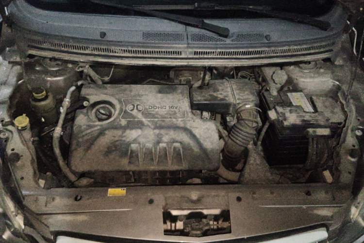 Used BAIC E Series 2012 Hatchback 1.5L Manual Leshang Version Engine Bay