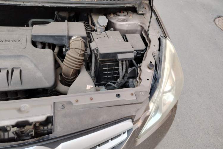 Used BAIC E Series 2012 Hatchback 1.3L Manual Liking Edition Engine Bay Left