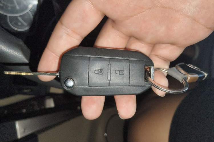 Used BAIC E Series 2012 Hatchback 1.5L Manual Leshang Version Vehicle Key