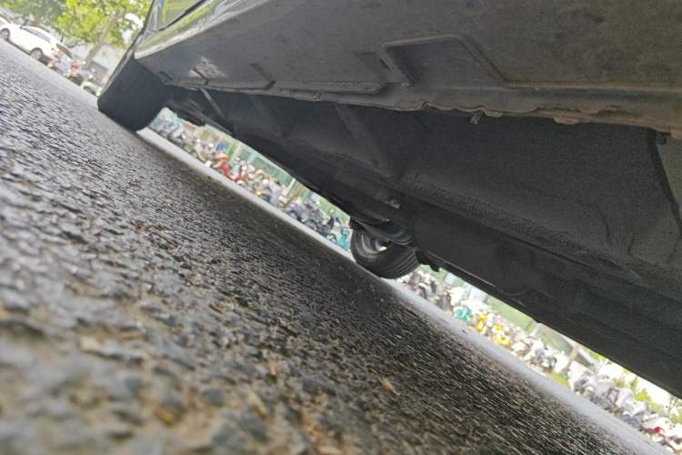 Used BAIC E Series 2012 Hatchback 1.5L Automatic Leshang Version Chassis Front Right