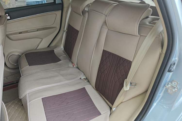 Used BAIC E Series 2012 Hatchback 1.5L Automatic Leshang Version Left Rear Seat