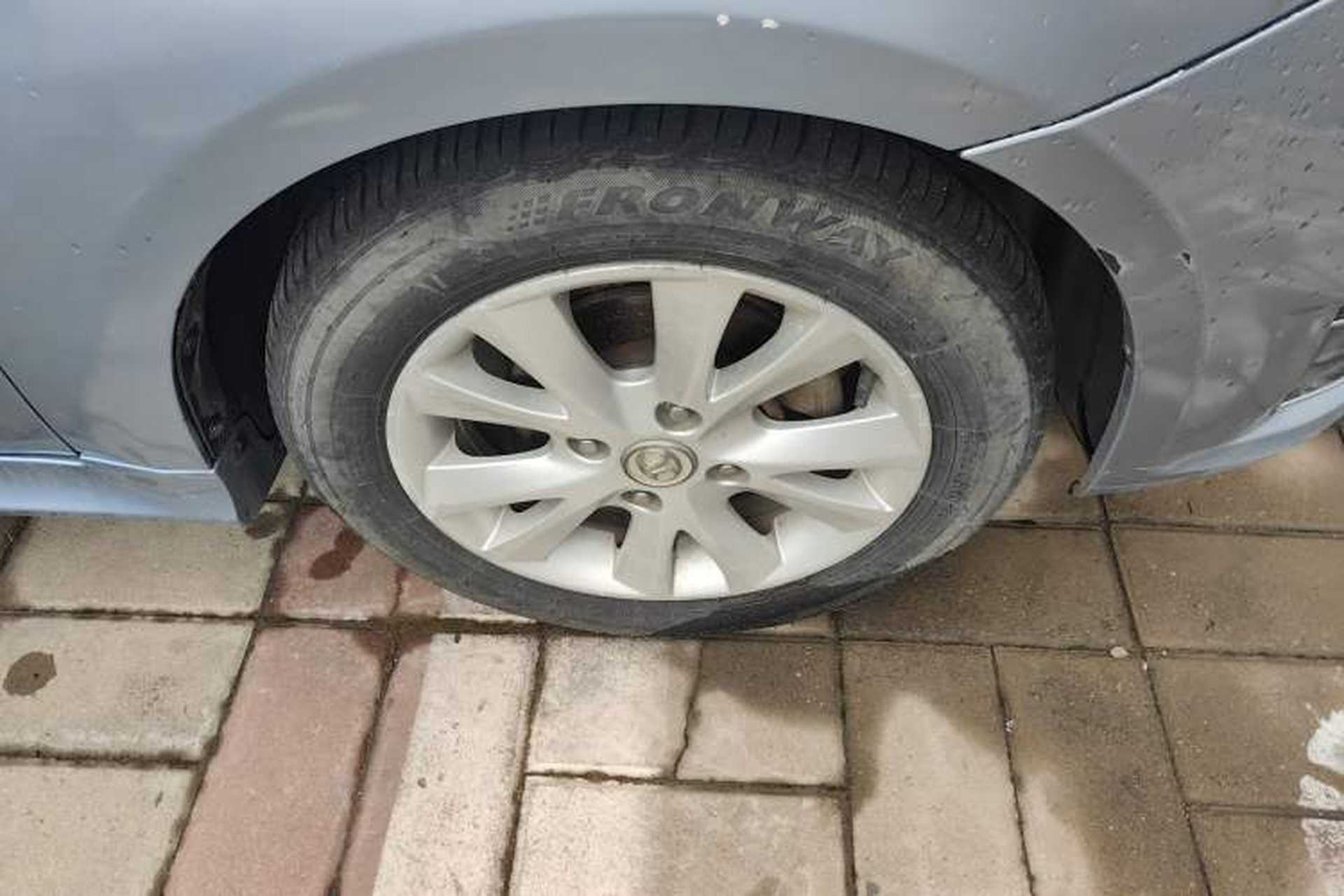 Used BAIC E Series 2012 Hatchback 1.5L Manual Leshang Version Right Front Wheel Hub