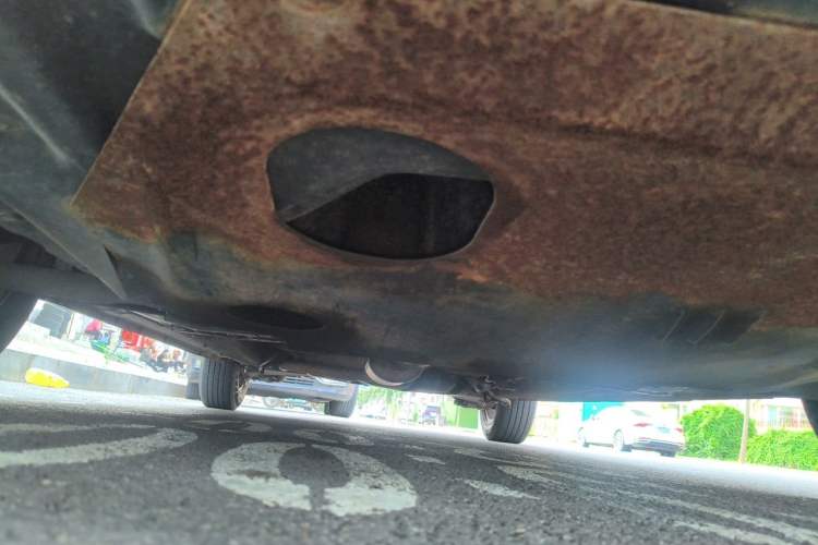 Used BAIC E Series 2012 Hatchback 1.5L Automatic Leshang Version Chassis Front