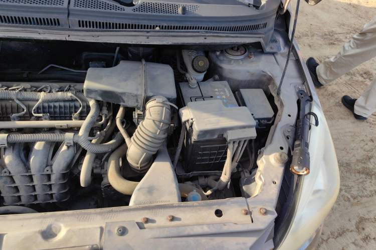 Used BAIC E Series 2012 Hatchback 1.3L Manual Liking Edition Engine Bay Left
