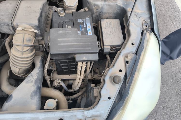 Used BAIC E Series 2012 Hatchback 1.5L Automatic Leshang Version Engine Bay Left