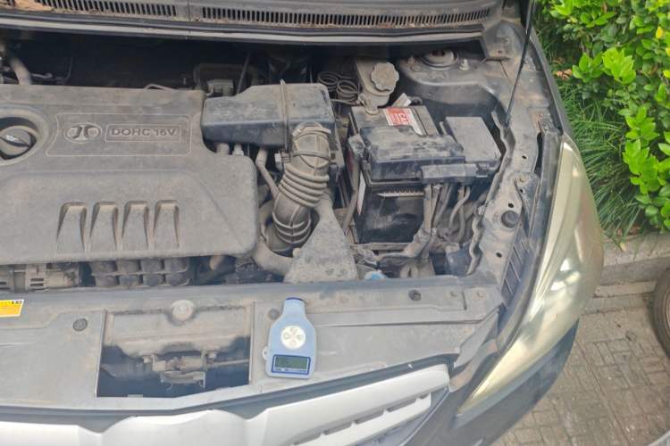 Used BAIC E Series 2012 Hatchback 1.5L Automatic Leshang Version Engine Bay Left