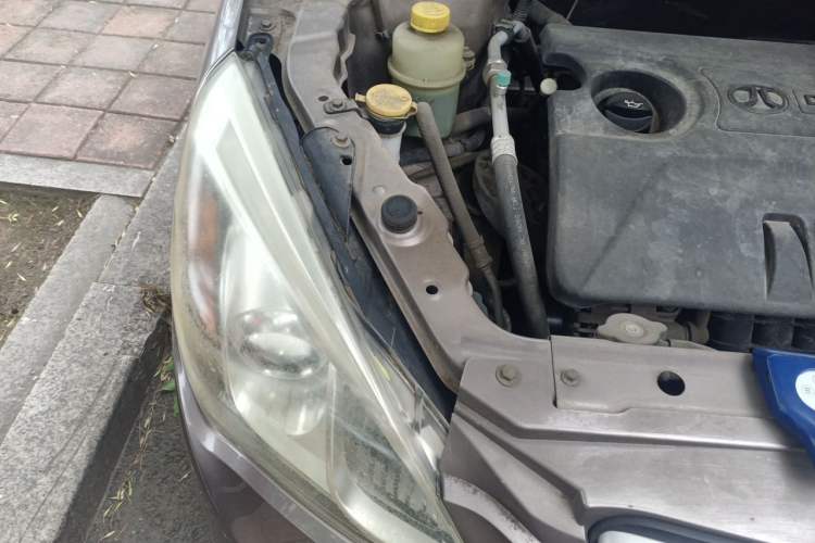 Used BAIC E Series 2012 Hatchback 1.5L Automatic Leshang Version Engine Bay Right