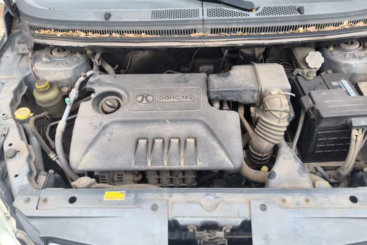 Used BAIC E Series 2012 Hatchback 1.5L Automatic Leshang Version Engine Bay