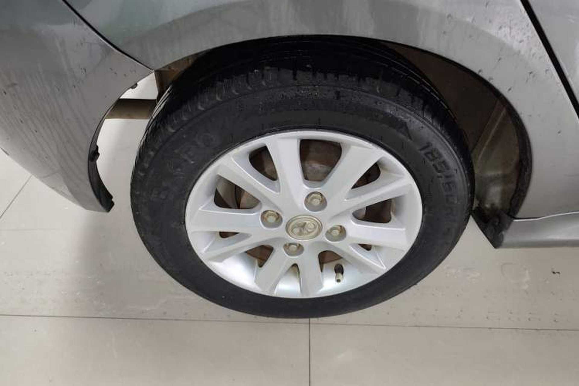 Used BAIC E Series 2012 Hatchback 1.5L Automatic Leshang Version Exterior 5