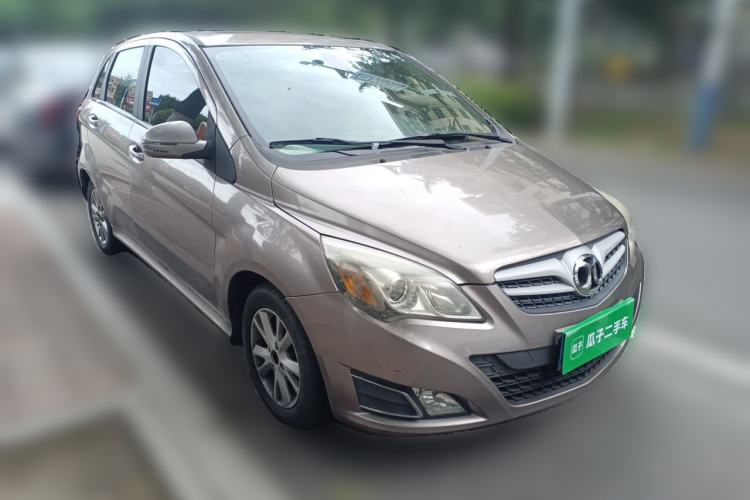 Used BAIC E Series 2012 Hatchback 1.5L Automatic Leshang Version Front Right 45 Deg