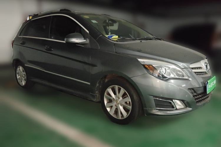 Used BAIC E Series 2012 Hatchback 1.5L Automatic Leshang Version Front Right 45 Deg