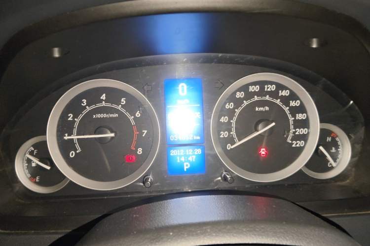 Used BAIC E Series 2012 Hatchback 1.5L Automatic Leshang Version Instrument Cluster