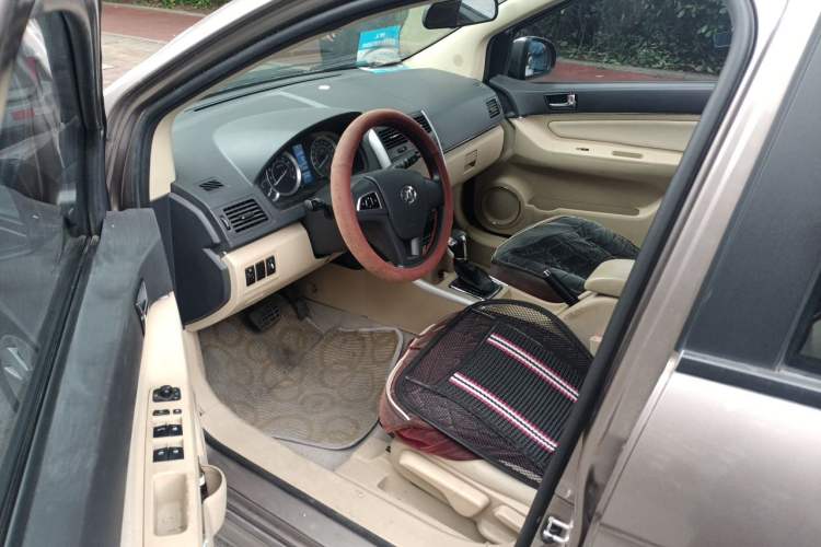 Used BAIC E Series 2012 Hatchback 1.5L Automatic Leshang Version Left Front Seat