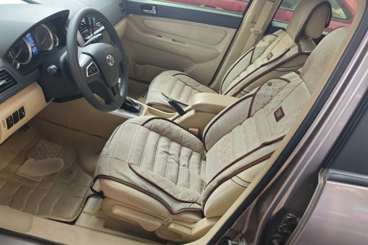 Used BAIC E Series 2012 Hatchback 1.5L Automatic Leshang Version Left Front Seat