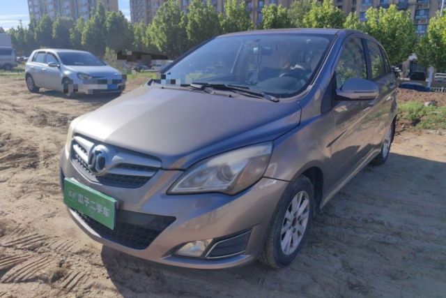 Used BAIC E Series 2012 Hatchback 1.3L Manual Liking Edition