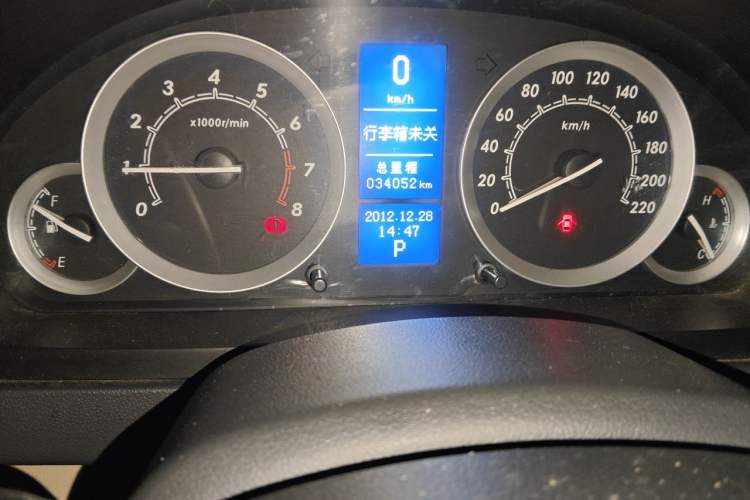 Used BAIC E Series 2012 Hatchback 1.5L Automatic Leshang Version Odometer Close Up
