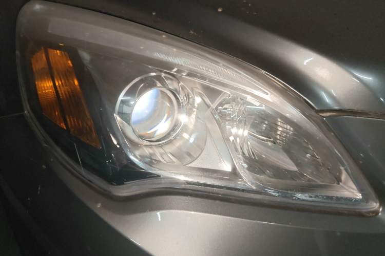 Used BAIC E Series 2012 Hatchback 1.5L Automatic Leshang Version Right Front Headlight