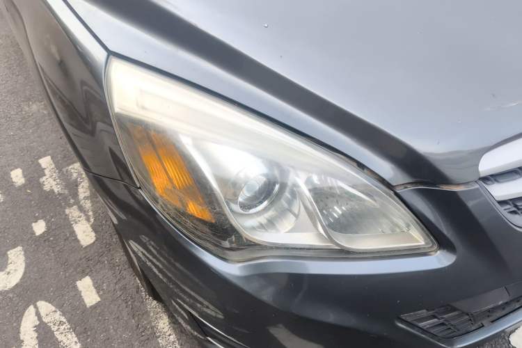 Used BAIC E Series 2012 Hatchback 1.5L Automatic Leshang Version Right Front Headlight