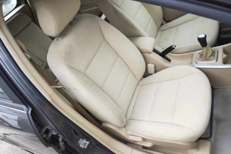 Used BAIC E Series 2012 Hatchback 1.5L Manual Leshang Version Right Front Seat