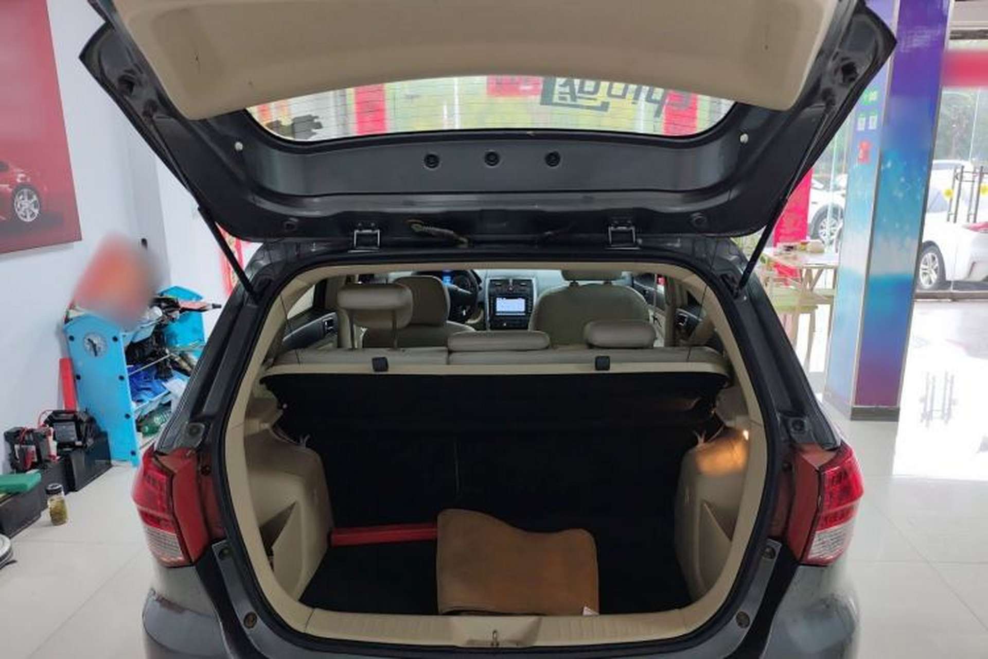 Used BAIC E Series 2012 Hatchback 1.5L Automatic Leshang Version Trunk