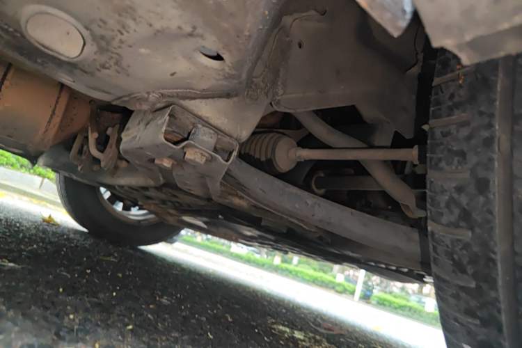 Used BAIC E Series 2012 Hatchback 1.5L Automatic Leshang Version Chassis Front Right
