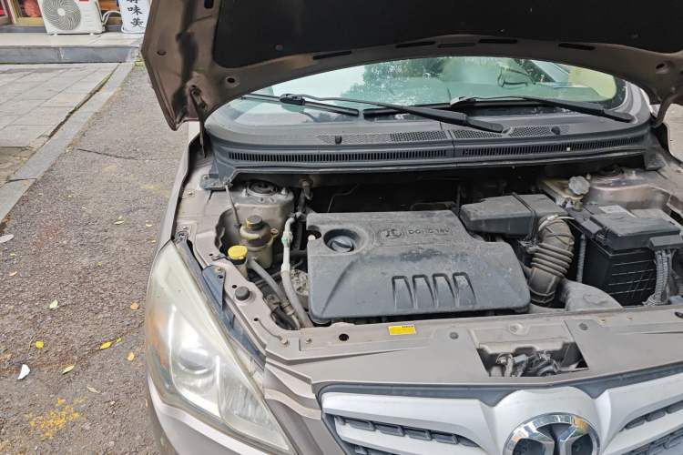 Used BAIC E Series 2012 Hatchback 1.5L Automatic Leshang Version Engine Bay Right