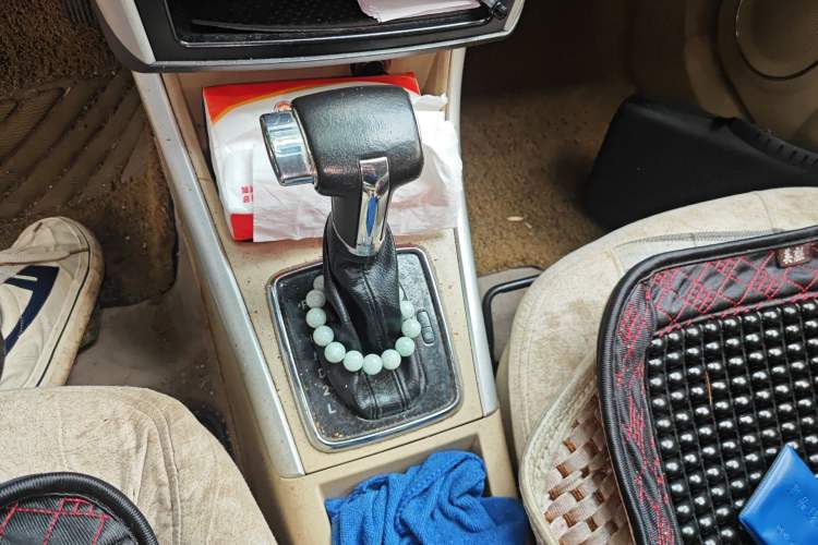 Used BAIC E Series 2012 Hatchback 1.5L Automatic Leshang Version Gear Lever