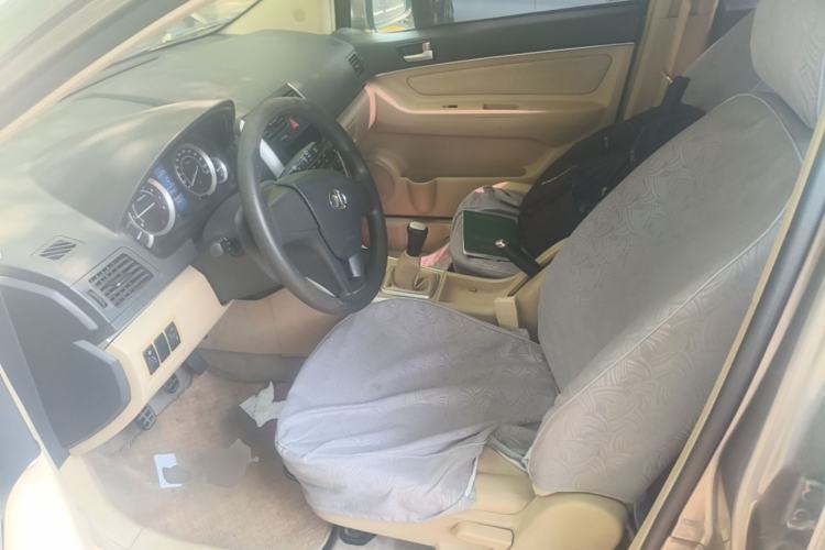 Used BAIC E Series 2012 Hatchback 1.3L Manual Liking Edition Left Front Seat