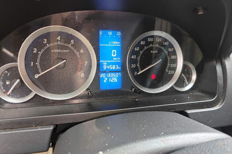 Used BAIC E Series 2012 Hatchback 1.5L Automatic Leshang Version Odometer Close Up