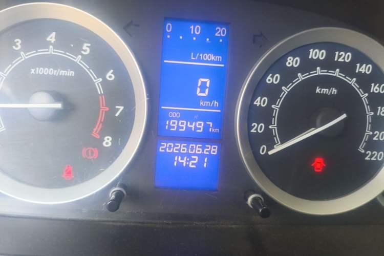 Used BAIC E Series 2012 Hatchback 1.3L Manual Liking Edition Odometer Close Up