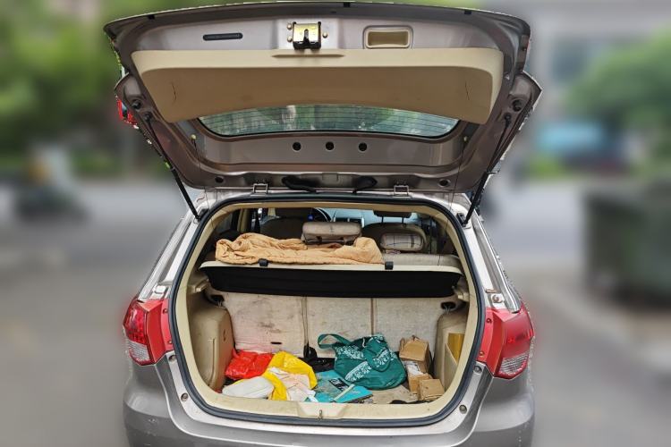 Used BAIC E Series 2012 Hatchback 1.5L Automatic Leshang Version Trunk