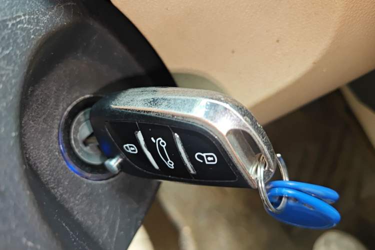 Used BAIC E Series 2012 Hatchback 1.5L Automatic Leshang Version Vehicle Key