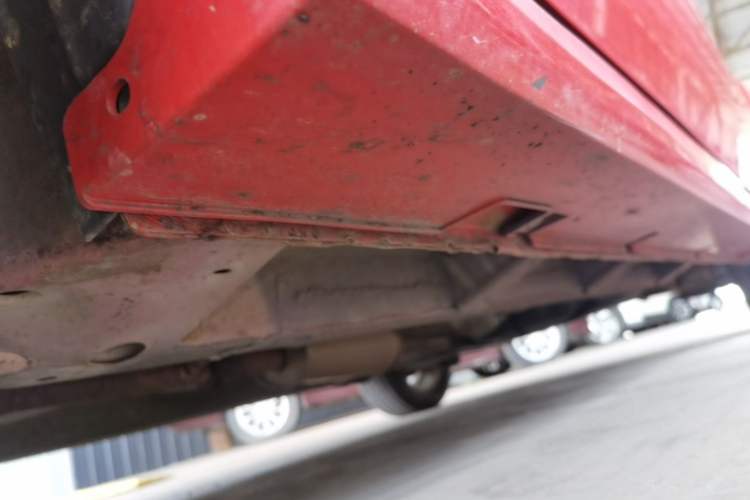 Used BAIC E Series 2012 Hatchback 1.5L Automatic Leshang Version Chassis Front Left