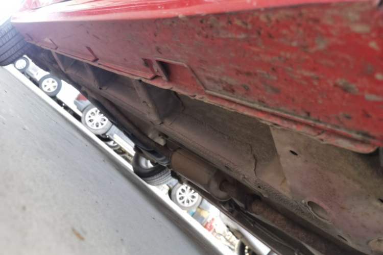 Used BAIC E Series 2012 Hatchback 1.5L Automatic Leshang Version Chassis Front Right